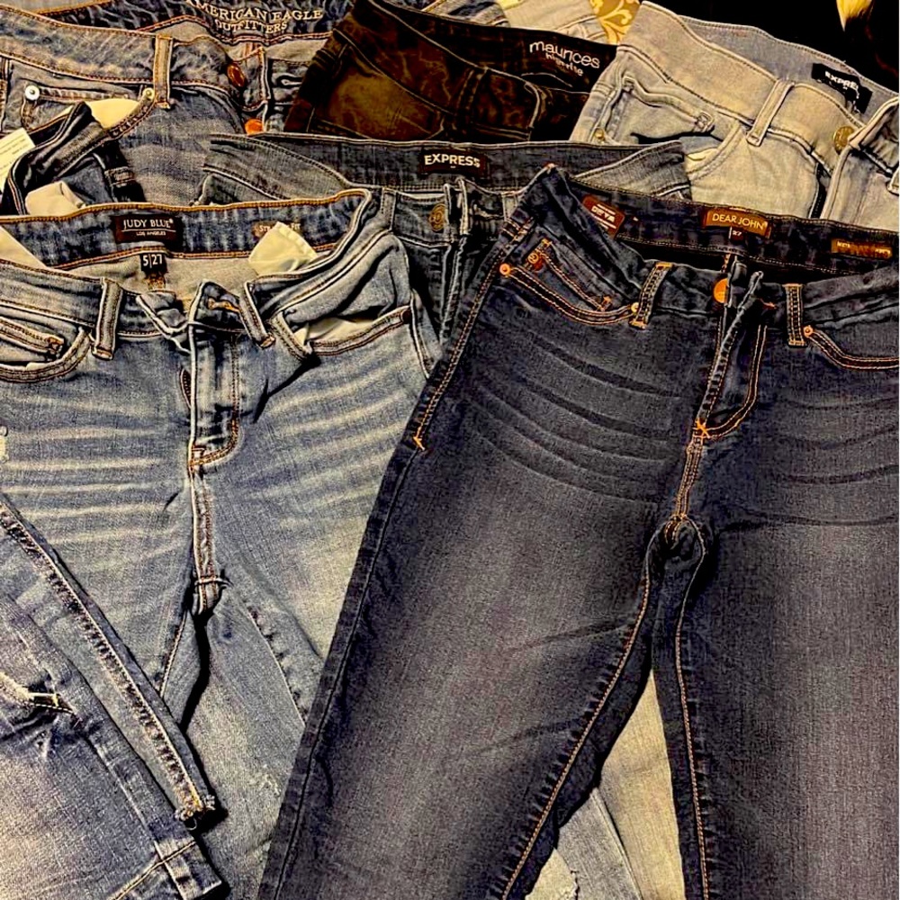 Collection of Jeans